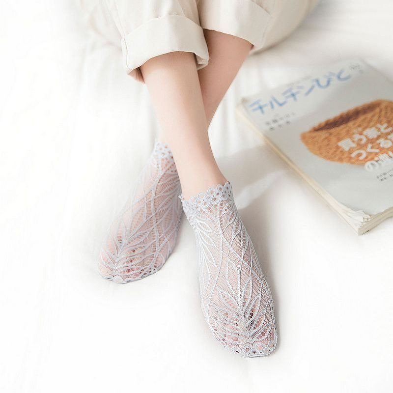 Ženy Tenké Priedušné Hlboké Protišmykové Neviditeľné Čipkované Lodičkové Ponožky Vogue Ležérne Mäkké Členkové