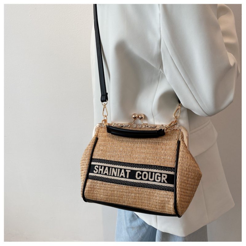 2023 Summer Slame Woven Bag Fashion Trojrozmerný Kvetinový Dizajn Malá Svieža Prenosná Plážová Taška Messenger