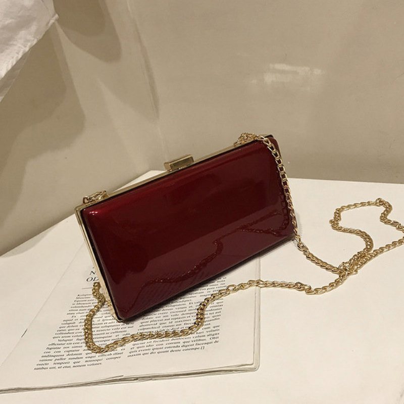 Advanced Sense Bag Foreign Air Female Bag 2023 New Wave Kórejská Verzia Wild Patent Leather Clutch Bag Chain Messenger Bag