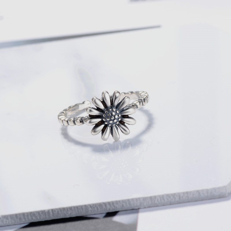 S925 Sterling Silver Vintage Daisy Thai Prsteň Jednoduchý Literárny Štýl Sun Flower Nastaviteľný