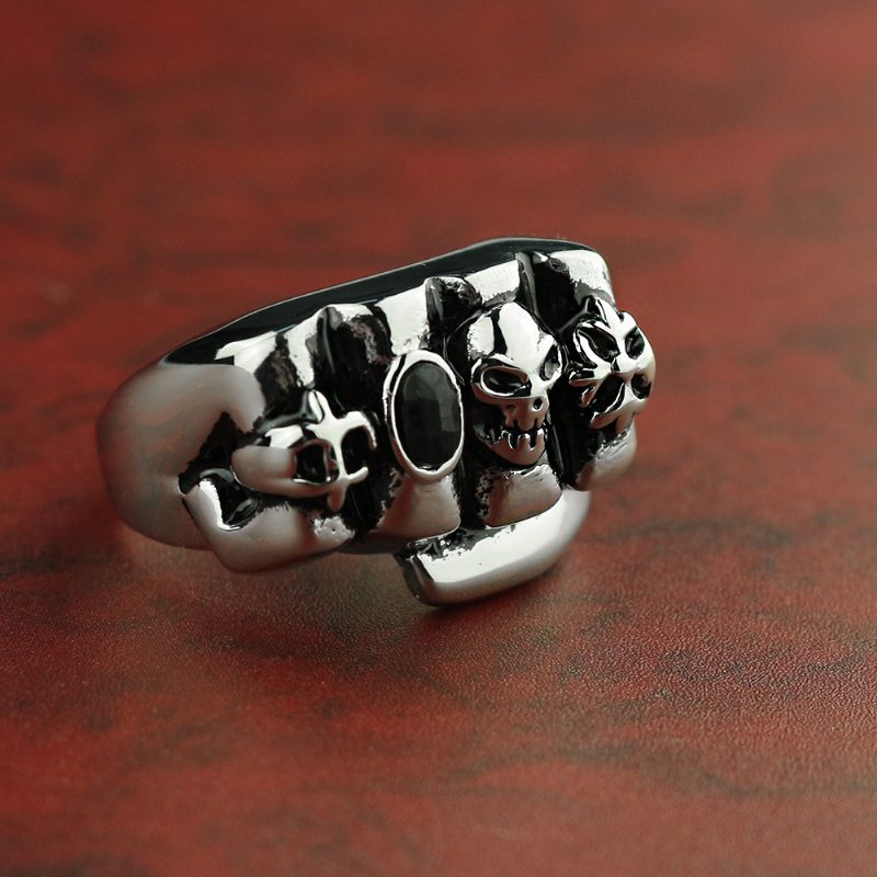 Skull Fist Čierny Diamantový Prsteň Z Titánovej Ocele Šperkový Z Nehrdzavejúcej Pre Mužov