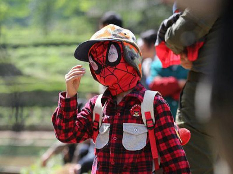 Super Hero Spiderman Jednoducho Vybavený Doplnok K Filmovému Predstaveniu S Maskou