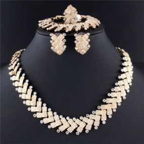 Africké Svadobné Šperky Dubaj Súprava Zlatých Šperkov Náhrdelník S Romantickým Dizajnom
