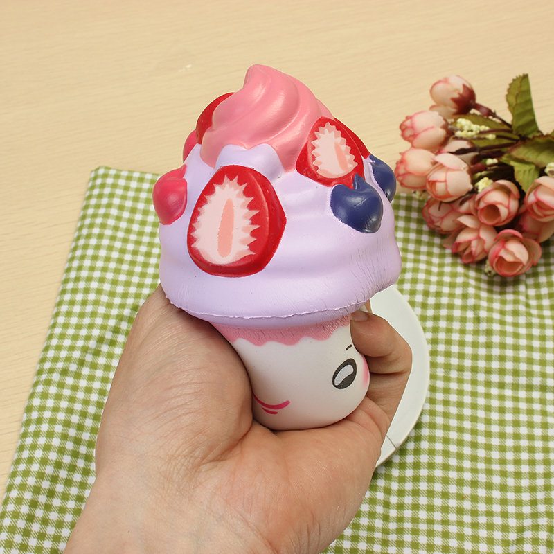 Leilei Squishy Jahoda Ovocný Zmrzlinový Pohár Cupcake Pomaly Stúpajúci Originálny Obal Kolekcia Darček