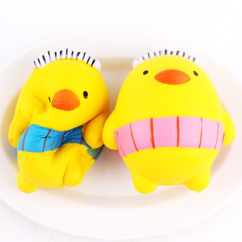 Sanqi Elan Squishy Cartoon Chicken Baby10 cm Pomaly Rastúce S Obalom Kolekcia Darčeková Hračka