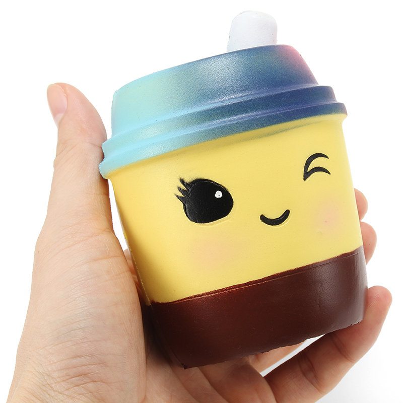 Xinda Šálka Na Čaj Squishy Milk 10 cm Mäkké Pomaly Kysnúce S Obalom Kolekcia Darčeková Dekoračná Hračka