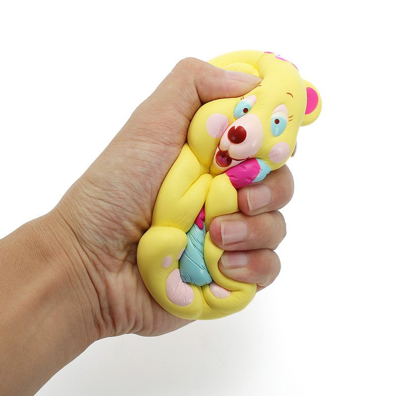 Xinda Squishy Jahodový Medveď Držiaci Medový Hrniec 12 cm Pomaly Stúpajúci S Obalom Kolekcia Darčeková Hračka